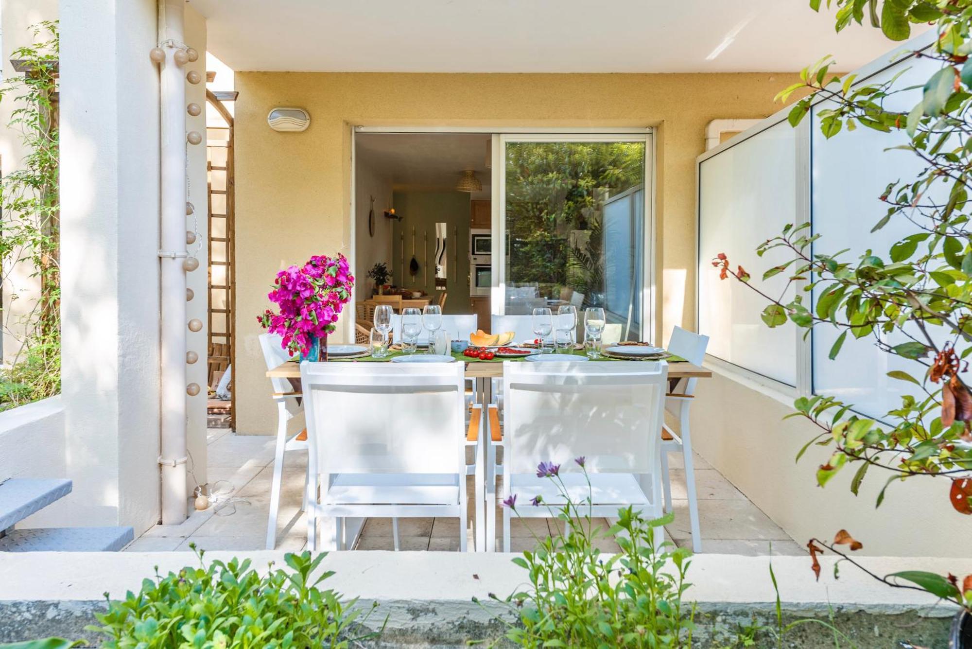 Bao Location - Ideal Pro & Groupe - Calme - Lumineux - Wifi - Terrasse - Jardin - Plage A 2Km - Proche Centre Ville, Gare, Commerces - Parking Prive Toulon Luaran gambar