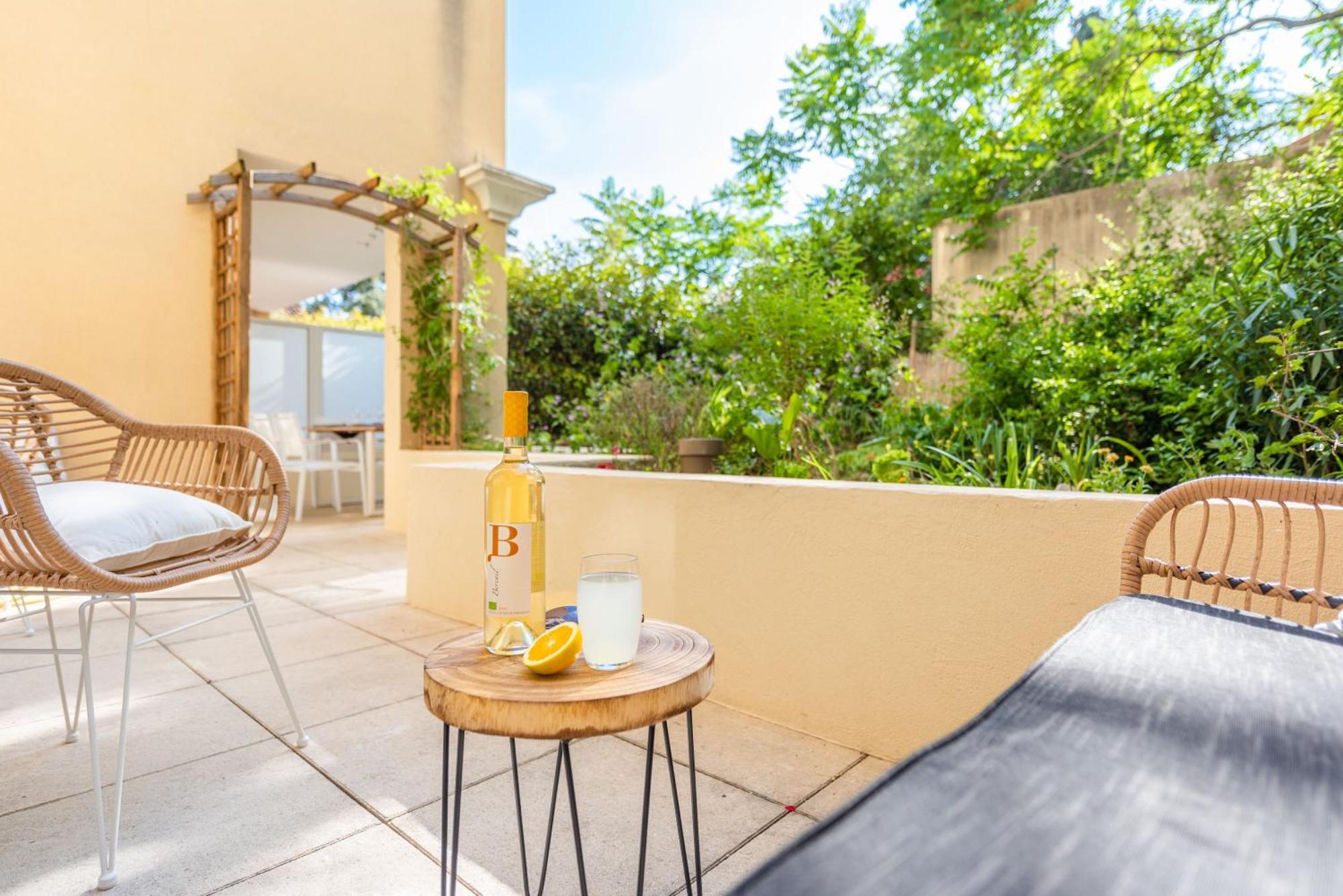 Bao Location - Ideal Pro & Groupe - Calme - Lumineux - Wifi - Terrasse - Jardin - Plage A 2Km - Proche Centre Ville, Gare, Commerces - Parking Prive Toulon Luaran gambar